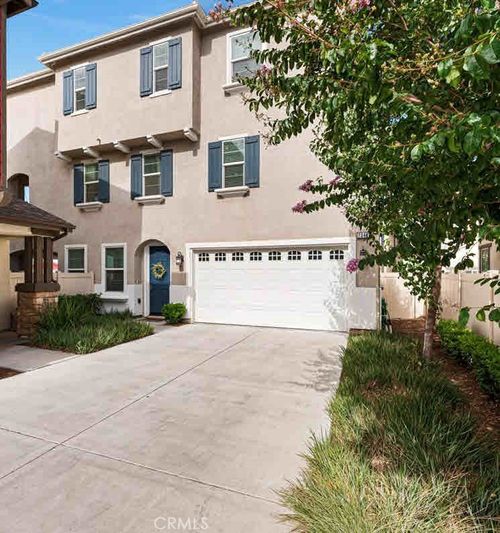 7346 Garnet Ridge Rd, Jurupa Valley, CA, 92509-1219 | Card Image