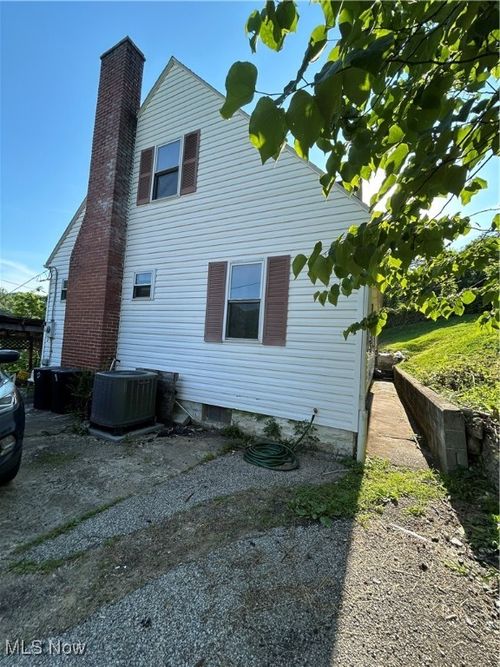 73 High St, Clay, WV, 25043 | Card Image