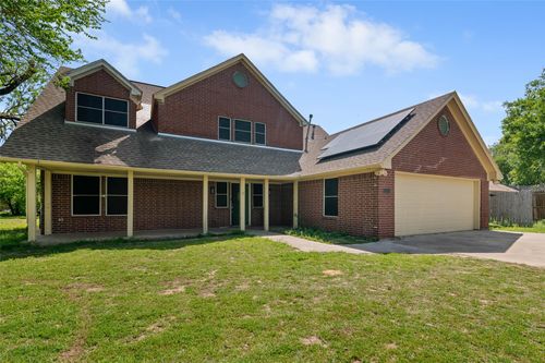 421 W Windsor Dr, Denton, TX, 76207-7719 | Card Image
