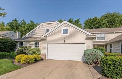 2538-2538 Wyndgate Ct, Westlake, OH, 44145-2994 | Card Image