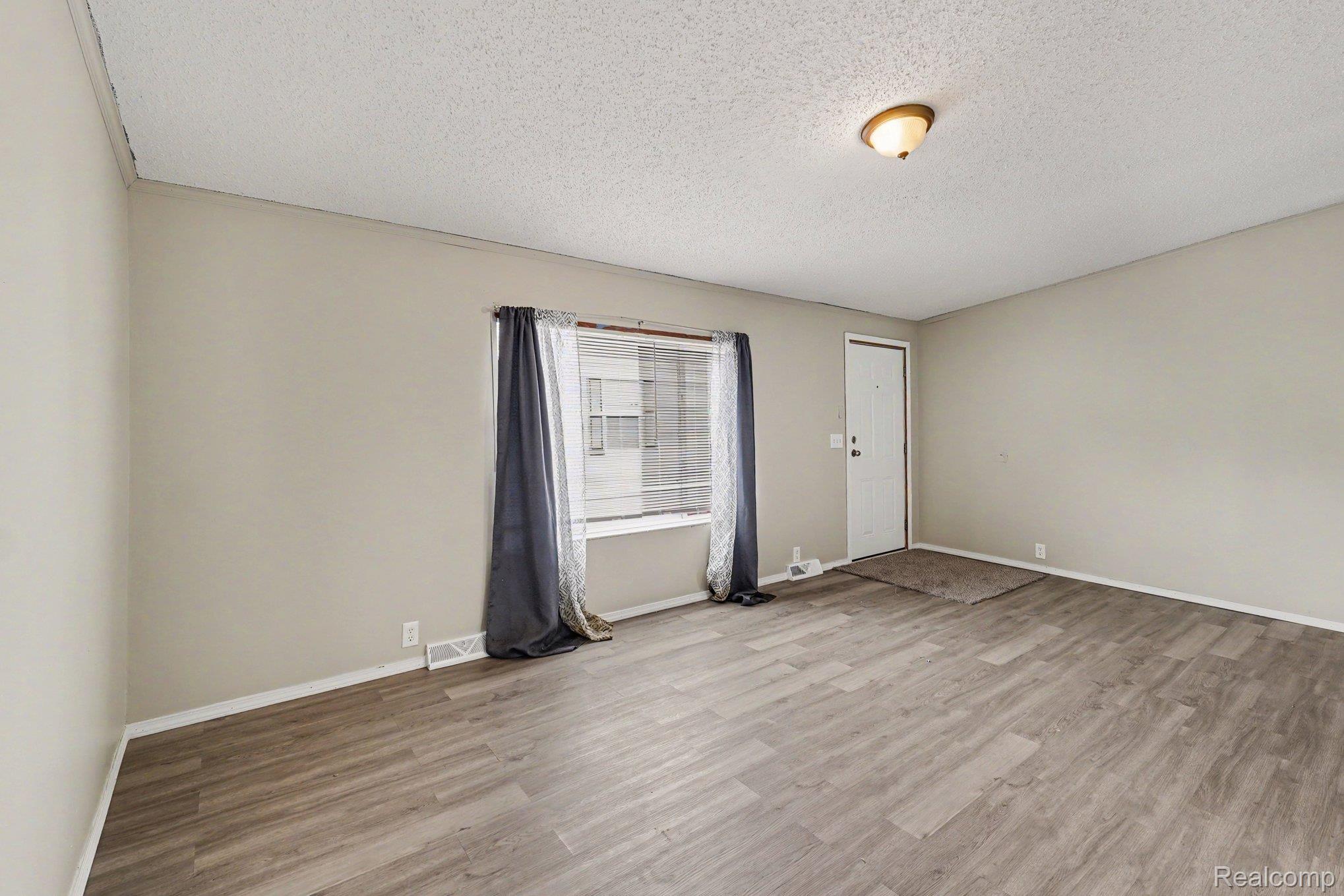 Residential in Grand Blanc Charter Township 3