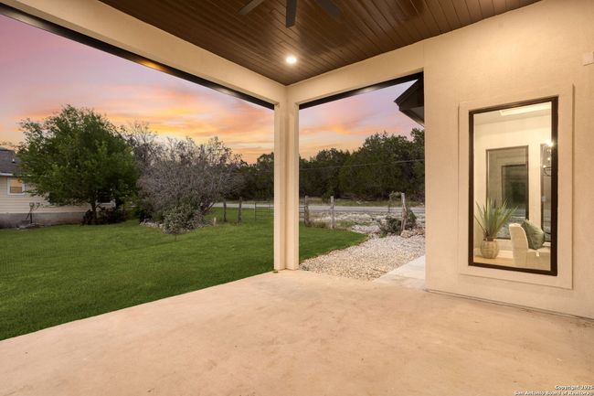 1475 Echo Meadow Ln, House other with 4 bedrooms, 3 bathrooms and null parking in Spring Branch TX | Image 25