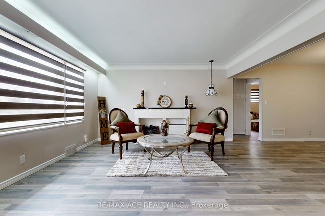 696 Norfolk St N, House other with 5 bedrooms, 3 bathrooms and 4 parking in Simcoe ON | Image 8