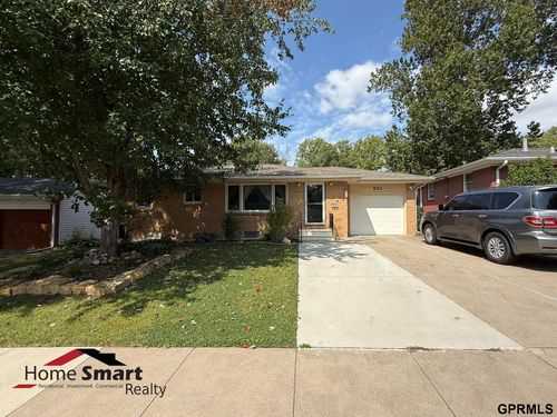 501 Terrace Rd, Lincoln, NE, 68505-2656 | Card Image