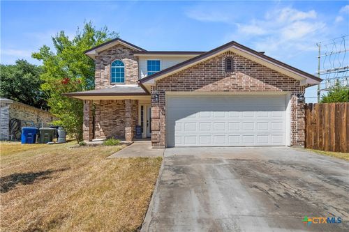 610 Mesquite Cir, Copperas Cove, TX, 76522-9720 | Card Image
