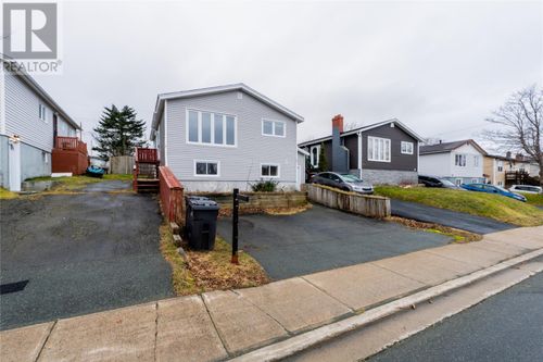 39 Bannister St, Mount Pearl, NL, A1N1V7 | Card Image