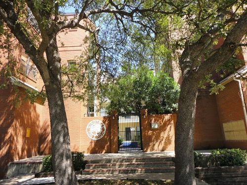 101-106 E 30th St, Austin, TX, 78705-3850 | Card Image