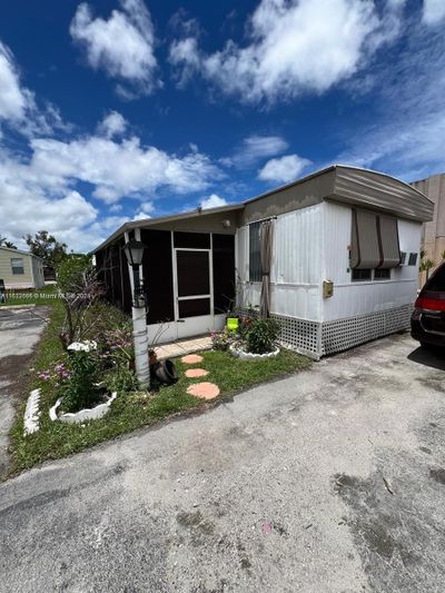 3100 W Hallandale Beach Blvd, House other with 2 bedrooms, 1 bathrooms and null parking in Pembroke Park FL | Image 1