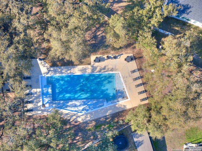 5627 Chestnut Xing, House other with 3 bedrooms, 3 bathrooms and null parking in San Antonio TX | Image 4