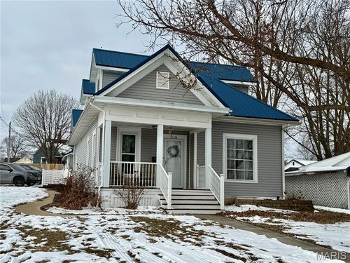 218 Dingle Ave, Palmyra, MO, 63461-1450 | Card Image