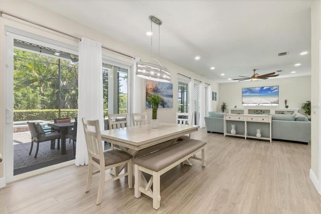 7538 Camden Harbour Dr, House other with 6 bedrooms, 4 bathrooms and null parking in BRADENTON FL | Image 38