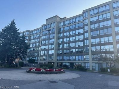 504 - 5100 Dorchester Rd, Home with 1 bedrooms, 1 bathrooms and 1 parking in Niagara Falls ON | Image 2