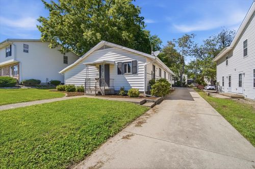 506 E College Ave, Normal, IL, 61761-3038 | Card Image