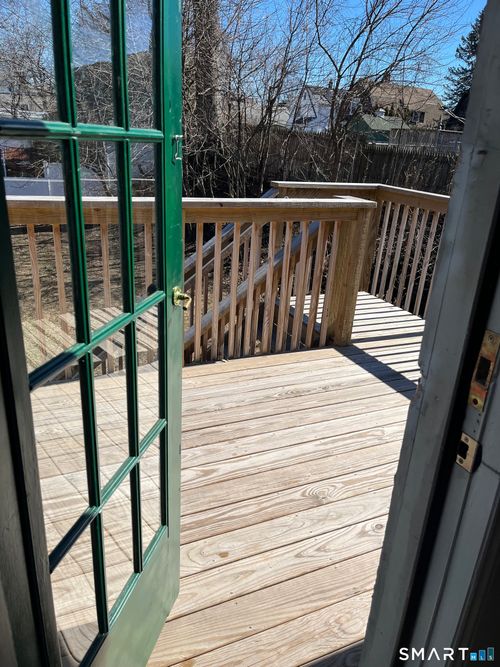 657 Naugatuck Ave, Milford, CT, 06461-4062 | Card Image