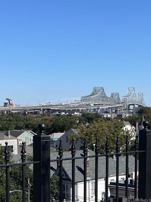 apt-516-1750 Saint Charles Ave, New Orleans, LA, 70130-6748 | Card Image