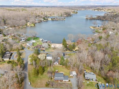 364 Poplar Dr, LOUISA, VA, 23093-5751 | Card Image