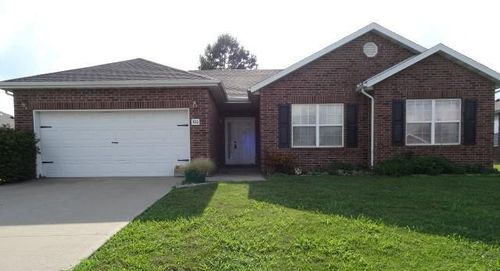 820 Birch St, Butler, MO, 64730-1867 | Card Image