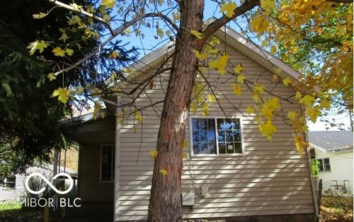 418 S 25th St, New Castle, IN, 47362-3013 | Card Image