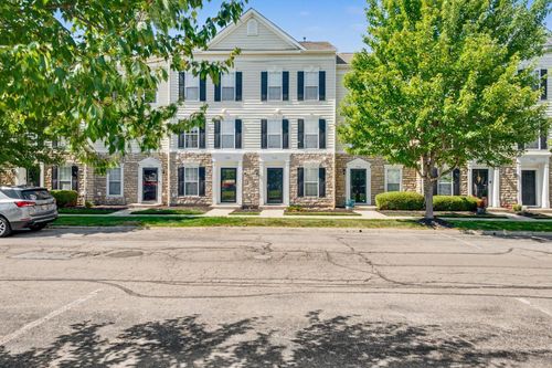 5566 Rainbow Falls St, Dublin, OH, 43016-6135 | Card Image