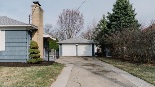 3332 Mckee Avenue Sw, Wyoming, MI, 49509 | Card Image