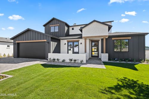 4015 E Glenrosa Ave, Phoenix, AZ, 85018-4111 | Card Image
