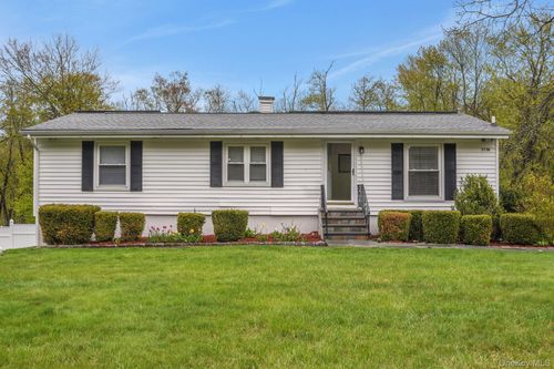 3296 Stony St, Mohegan Lake, NY, 10547-1911 | Card Image