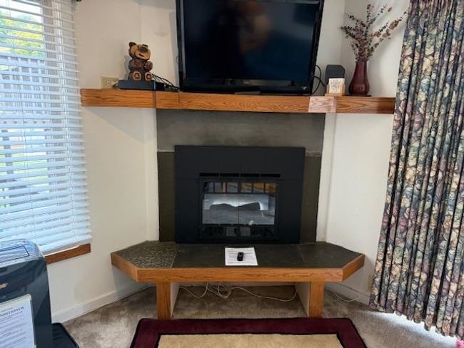 A309 - 318 Mountain Rd, Condo with 1 bedrooms, 1 bathrooms and null parking in Ludlow VT | Image 8