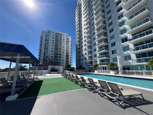 1504-1861 Nw South River Dr, Miami, FL, 33125-2735 | Card Image