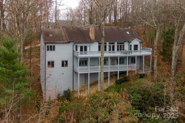 135 Poplar Loop Dr, House other with 3 bedrooms, 5 bathrooms and null parking in Flat Rock NC | Image 47