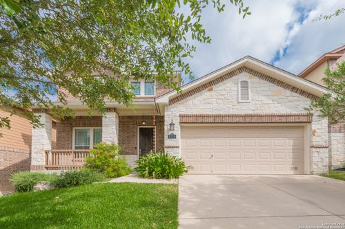 8715 Elkhorn Knl, Boerne, TX, 78015-4851 | Card Image