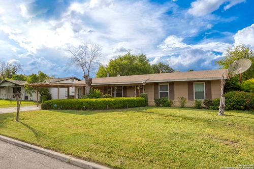 3615 Electra Dr, San Antonio, TX, 78218-3306 | Card Image