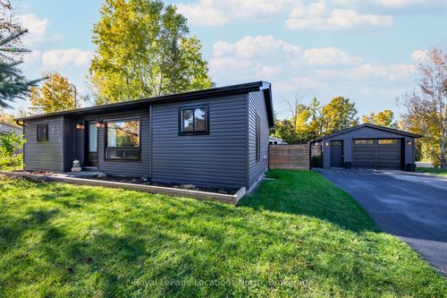 19 Dell Parr Ave, Collingwood, ON, L9Y0X2 | Card Image