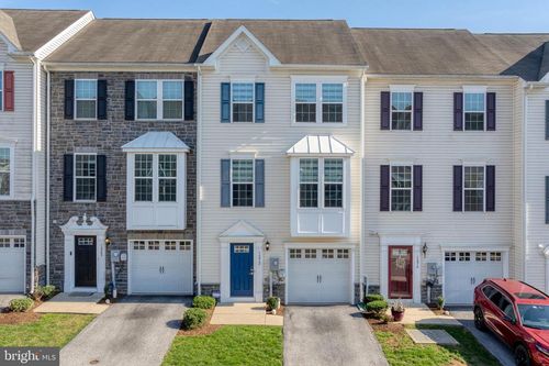 92-1272 Elderslie Ln, YORK, PA, 17403-9039 | Card Image