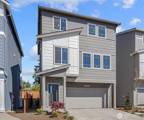 13821 10th Pl W, Lynnwood, WA, 98087-2666 | Card Image