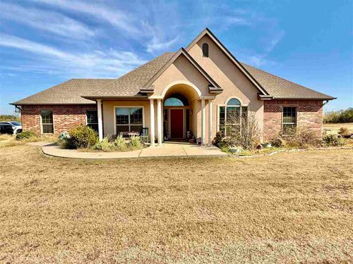 111 Iron Horse Lane, Morrison, OK, 73061 | Card Image