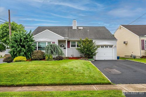 66 Broadway Ave, Colonia, NJ, 07067-2316 | Card Image