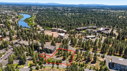 1010 Sw Yates, Bend, OR, 97702 | Card Image