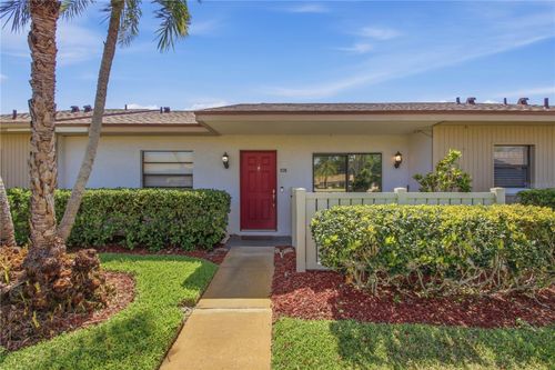 260 Michaels Cir, OLDSMAR, FL, 34677-2393 | Card Image