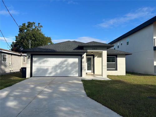 3917 W Robson St, TAMPA, FL, 33614-2635 | Card Image