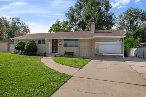 37 La Salle Dr, Midvale, UT, 84047-7500 | Card Image