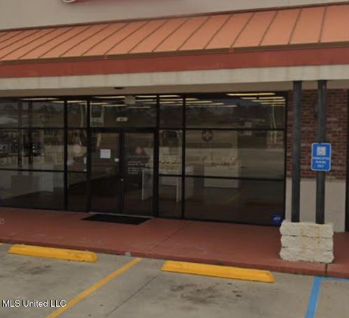 1407 Armand Dr, Picayune, MS, 39466-7768 | Card Image