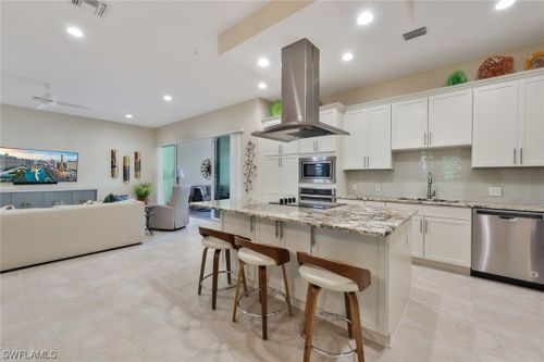 b206-21460 Strada Nuova Cir, ESTERO, FL, 33928-3516 | Card Image