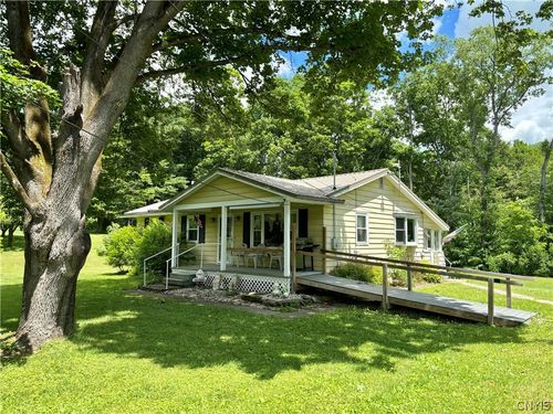 10 1/2 Galatia St, Marathon, NY, 13803-3703 | Card Image