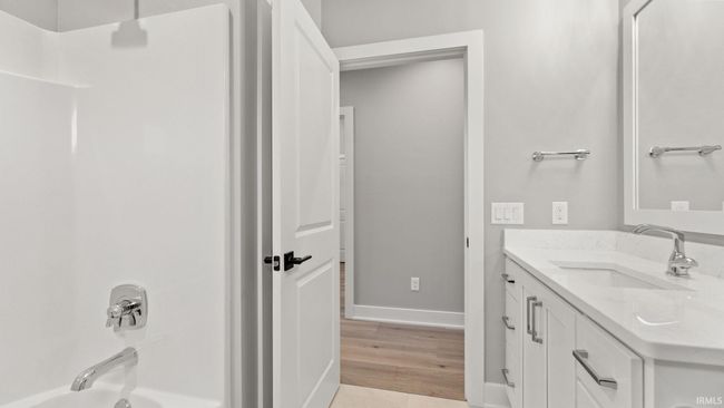 17810 Tullymore Ln, Condo with 3 bedrooms, 2 bathrooms and null parking in Leo IN | Image 33