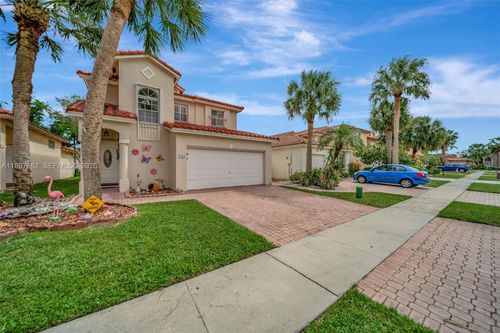 1653 Sw 158th Ter, Pembroke Pines, FL, 33027-2339 | Card Image