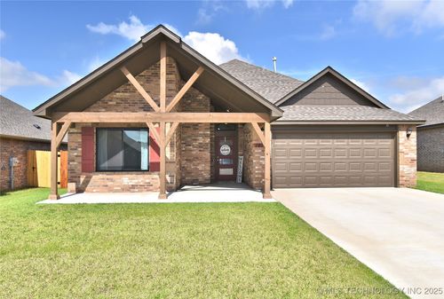 10718 S 279th Avenue E, Coweta, OK, 74429 | Card Image