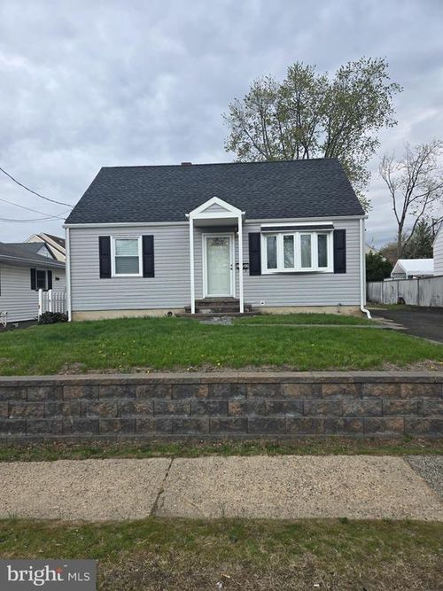 3245 Washington Rd, Parlin, NJ, 08859-1536 | Card Image