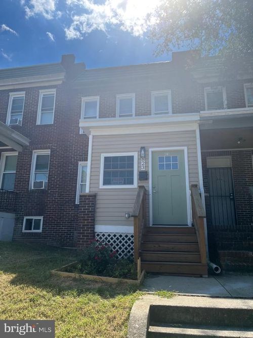 823 Pontiac Ave, BALTIMORE, MD, 21225-2130 | Card Image