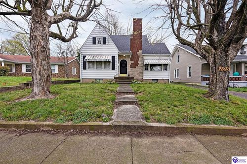 105 W Leech Ave, Glasgow, KY, 42141-3036 | Card Image