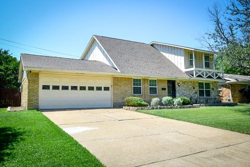 2517 Fairbrook St, Irving, TX, 75062-6617 | Card Image